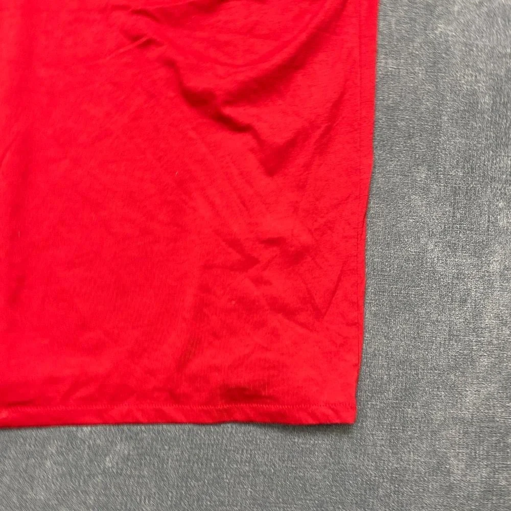 Nike Dri Fit T-Shirt Mens Medium Red Athletic Cut Swoosh Logo Travel Casual Tee